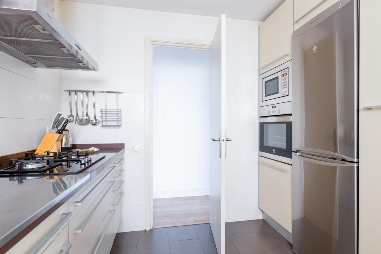 Lodging Apartments Guell Gaudi برشلونة المظهر الخارجي الصورة