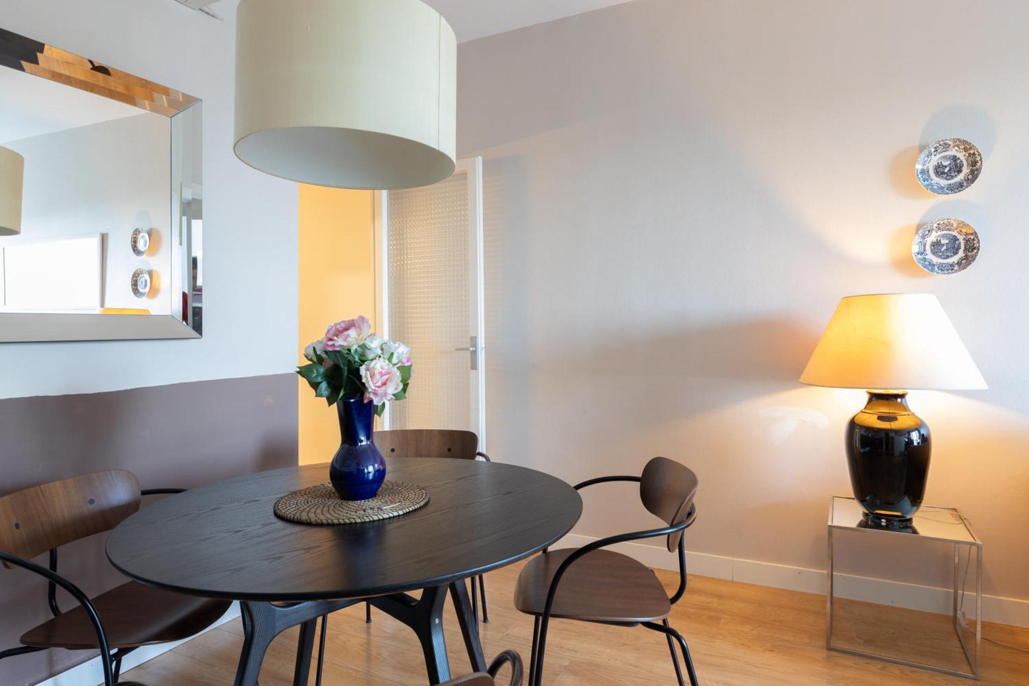 Lodging Apartments Guell Gaudi برشلونة المظهر الخارجي الصورة